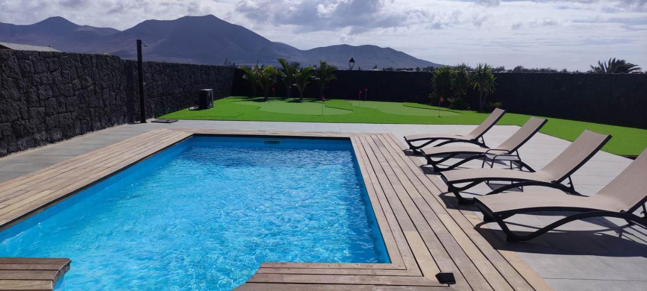 Villa Geneva - Relax Y Diversion Playa Blanca  Eksteriør billede